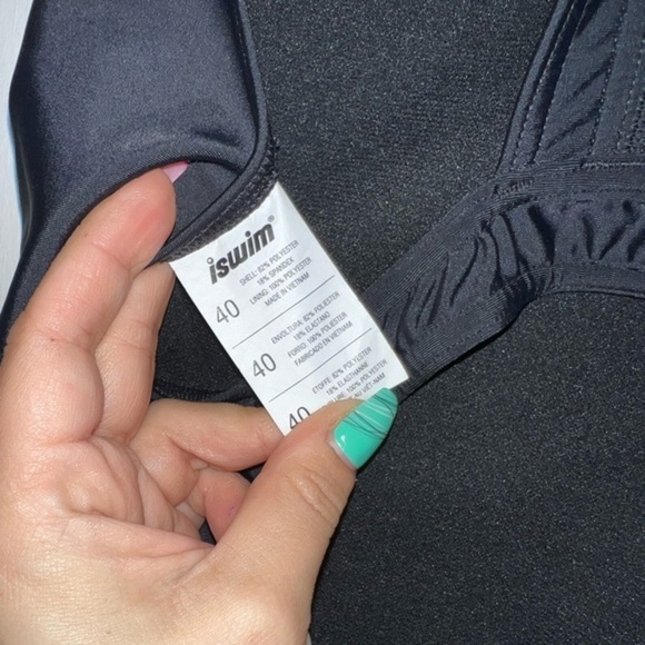 ISwim Essential Solid Wide Strap One Piece Swimsuit spf50 New no tags - Picture 2 of 3